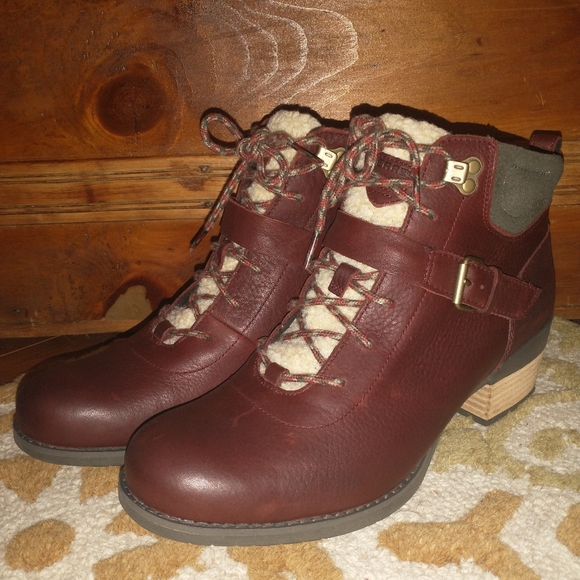 ~~MERRELL👢Shiloh II Boots~~ - Picture 7 of 16